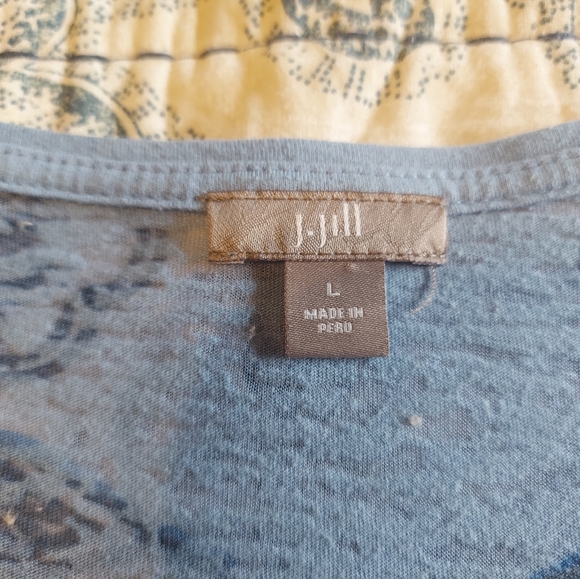 JJill blue floral tee - Picture 3 of 7